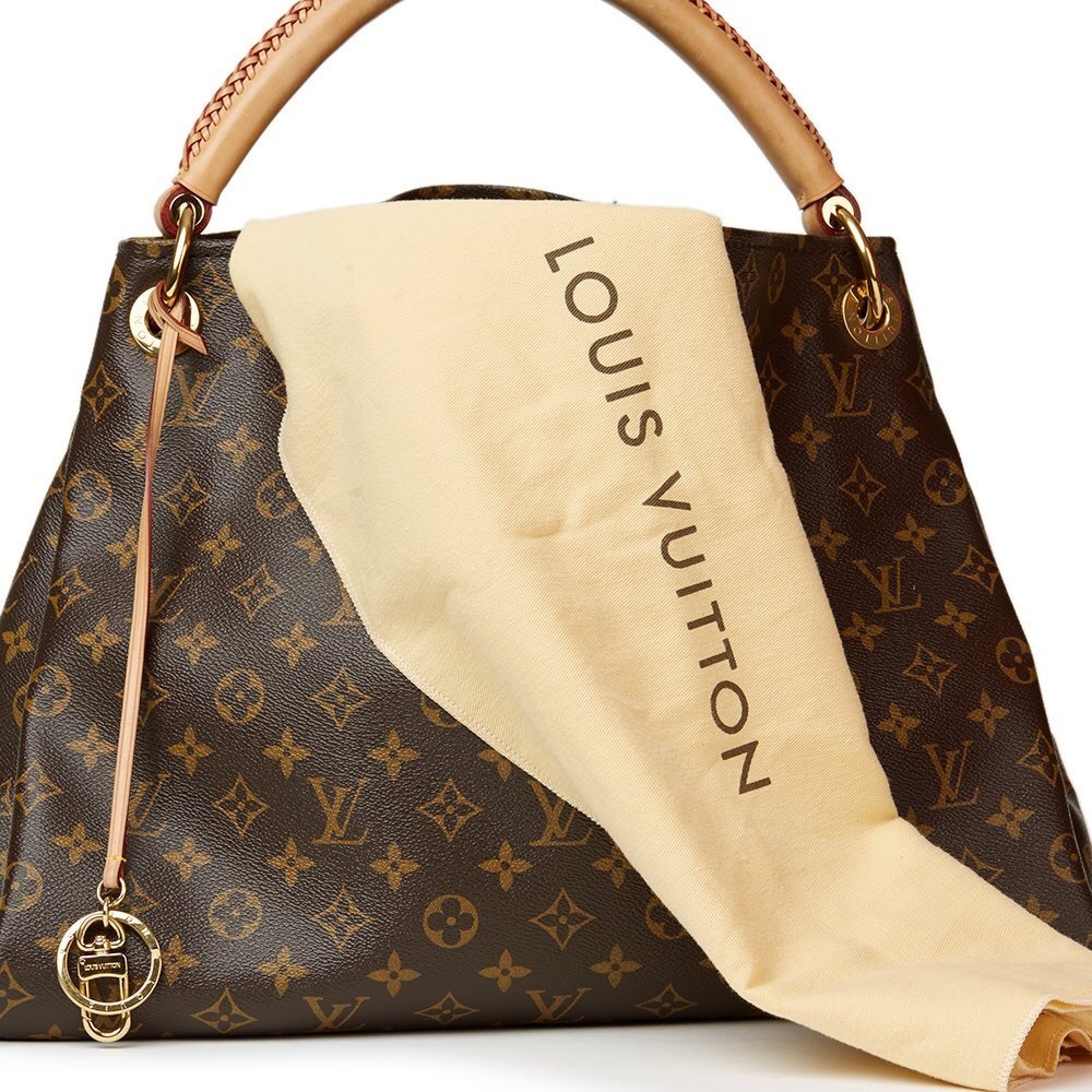 🌟 LIKE NEW 🌟 artsy mm rare Louis Vuitton